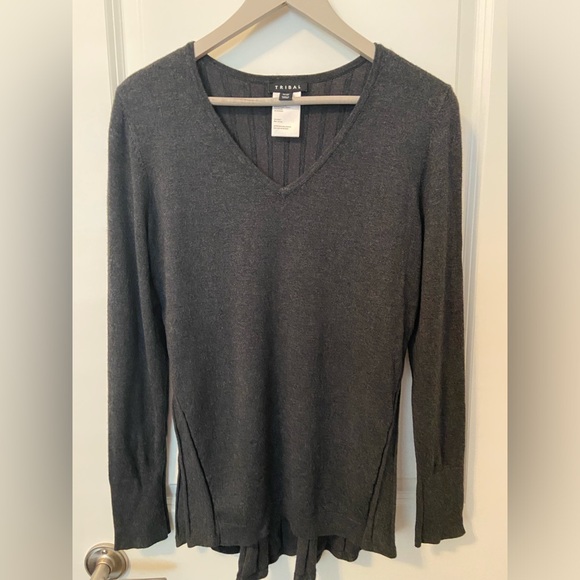 Gray lightweight sweater - Picture 1 of 3